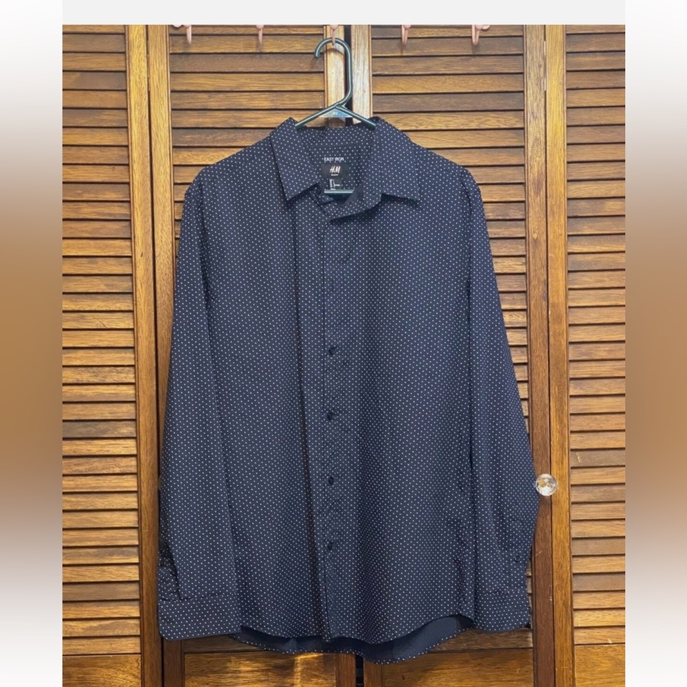 H&M Easy Iron Slim Fit Buttondown Shirt